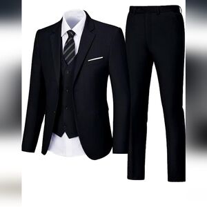 NWOT Men's Suit 3 Piece Wedding Suits, Tuxedo Set for Men. SZ MED